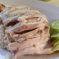 สถานีข้าวมันไก่ เจ้าแรกสูตรดั้งเดิม (สูตรไหหลำ) ฮาลาล นนทวีวิลล์ 5