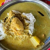 ขนมจีนนักร้อง