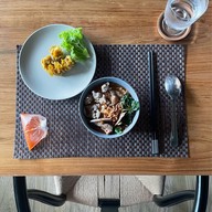 อาหารเช้าโจ๊กฉลอง ภูเก็ต