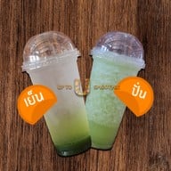Up to U smoothie (ร้านผลไม้ปั่น)
