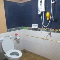 แฟตทอรี่ บูตืก โฮเทล