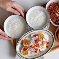 ๑๐๐๐เนื้อ - พันเนื้อ ตลาดนัดอินเตอร์โซน