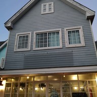 Light House Bar&Grill