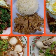 ก๋วยเตี๋ยวหมูต้มยำอร่อย D.