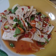 เมนูของร้าน ก๋วยจั๊บปาเต ถนนคลังอาวุธ คลังอาวุธ