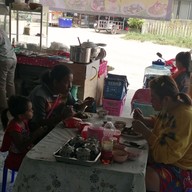 เจ๊ทัยอาหารตามสั่งโปร่งสะเก็ต