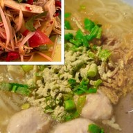 ลูกชิ้นหม้อไฟ บ้านน้อยใต้