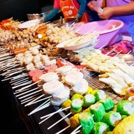 ลูกชิ้นทอดป้าไก่30กันยา