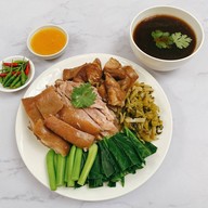 อริญอร่อย ถนนพลแสน