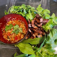 ใส้ย่าง  ยำ นายโอริโอ้ ไม่มีสาขา