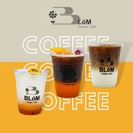 Blóm flowers café ตลาดสนธนบุรี