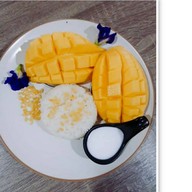 ข้าวเหนียวมะม่วง ขนมหวาน และอาหาร @ปล์ามการ์เด้นท์5