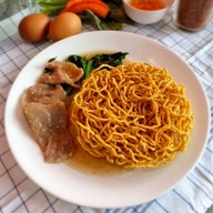ราดหน้าโรงเหล็ก และอาหารตามสั่ง สำโรง
