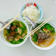 เมนูของร้าน แคน & คิง เกาเหลาเซี่ยงจี๊ และอาหารตามสั่ง