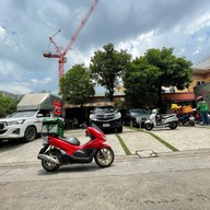 บ้านร่มไม้ by พี่กร