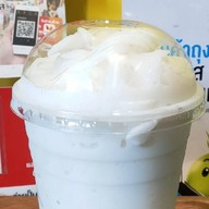น้ำมะพร้าวปั่นนมสด