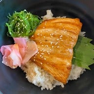 เมนูของร้าน Salmonia Avion Village ซ.ลาดกระบัง 46/1