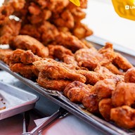 เมนูของร้าน ไก่ทอดหาดใหญ่ สี่แยกวุ่นวาย