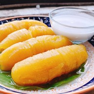 ลักษณ์ขนมไทย มันเชื่อม&กล้วยเชื่อม คอนโดศรีสุวรรณ สาขาเพชรเกษม63