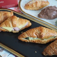 Mrs.Hendrick’s Recipe ถนนกัลปพฤกษ์