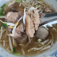 เมนูของร้าน ลูกชิ้นน้ำใสดอนเมือง