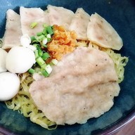 ก๋วยเตี๋ยวเอ็นหมู หมูแผ่น เยาวราช ขนส่ง