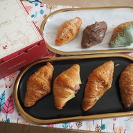 Mrs.Hendrick’s Recipe ถนนกัลปพฤกษ์