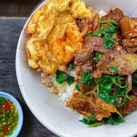 อิ่มอร่อยตามสั่ง (ซอยประชาสามัคคี)