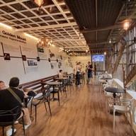 บรรยากาศ Golden Mount Coffee