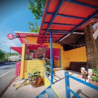 หน้าร้าน Chicken Thunder (ชิกเก้น ธันเดอร์) ระยอง