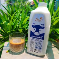 Anan everything สาขารถเข็นหน้าร้านGlam