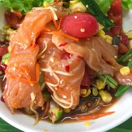 ส้มตำเจ๊ปุ๋ย(ปาเต้ข้าวจี่ลาว) นวมินทร์68