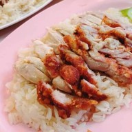 ป้าเล็กข้าวมันไก่ ท่าดินแดง
