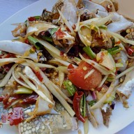 เมนูของร้าน ก๋วยเตี๋ยวไก่มะระ นายสถานี & ข้าวขาหมู