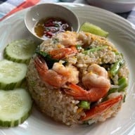 ตู้กับแกล้ม
