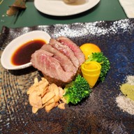 เมนูของร้าน PT steakhouse x The Metz