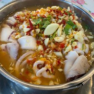 เมนูของร้าน เจ๊น้อง สะพานยาว