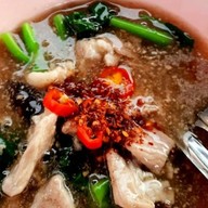 EVEไฟแดงท่าน้ำนนท์ (อีฟไฟแดง) ท่าน้ำนนท์