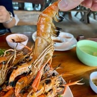 ครัวผู้ใหญ่ @ไทรน้อย