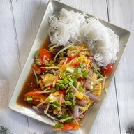 ก๋วยเตี๋ยวต้มยำ (หน้าโรงเรียนพาณิชยการทุ่งสง)