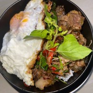 พุ้ย คอหมูย่าง ไส้ย่าง