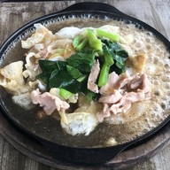 เมนูของร้าน ราดหน้ากระทะร้อน