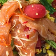 ส้มตำเจ๊ปุ๋ย(ปาเต้ข้าวจี่ลาว) นวมินทร์68