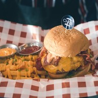 คริสเต็กแอนเบอร์เกอร์ บางขุนนนท์