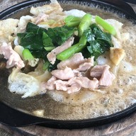 เมนูของร้าน ราดหน้ากระทะร้อน