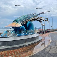 บรรยากาศ Koh Lanta Old Town Pier สะพานท่าเทียบเรือเกาะลันตาใหญ่