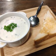 ร้านสเต็กตัวน้ำ (ป้าแก้ว คลองหลอด) -