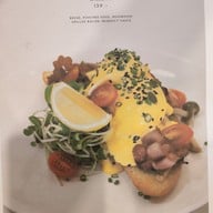 เมนู CIDNI Breakfast and Brunch .