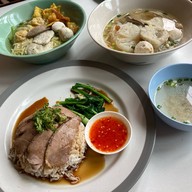 เอี่ยมก๊ก