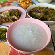 ข้าวต้มพี่เดือน ถ.ทุ่งโฮเต็ล